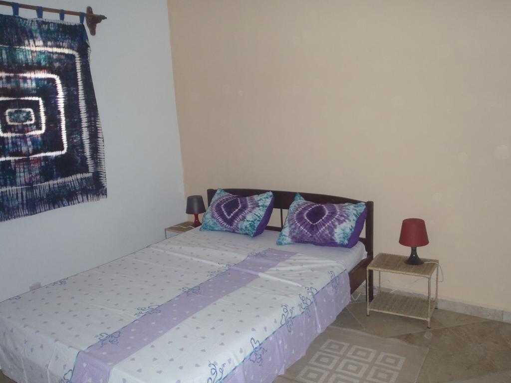 Sanchaba Yellow Apartments Kololi Exterior photo